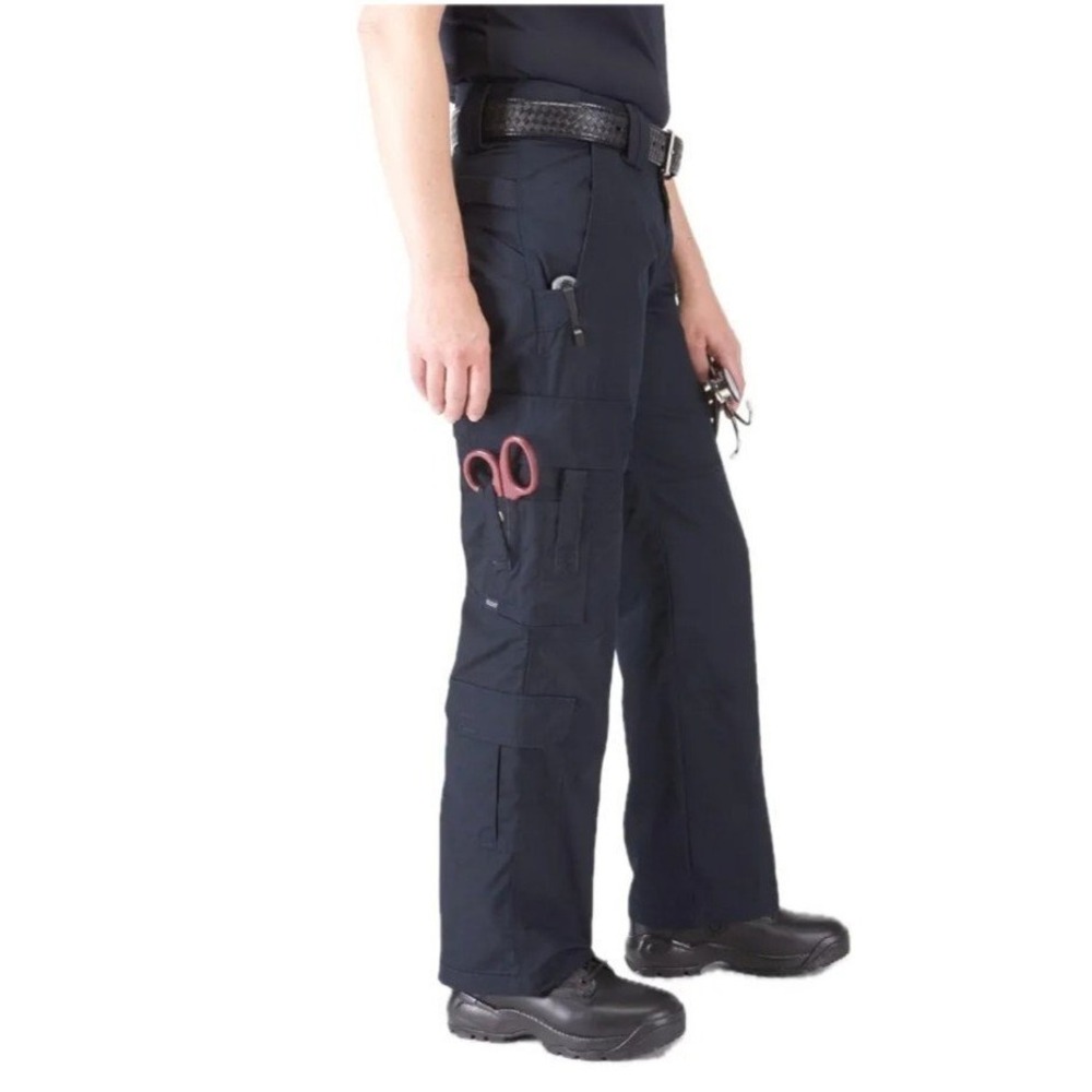 NWT WOMAN'S 5.11 TACLITE EMS PANTS. 64369. SIZE 20 R 724 DARK NAVY